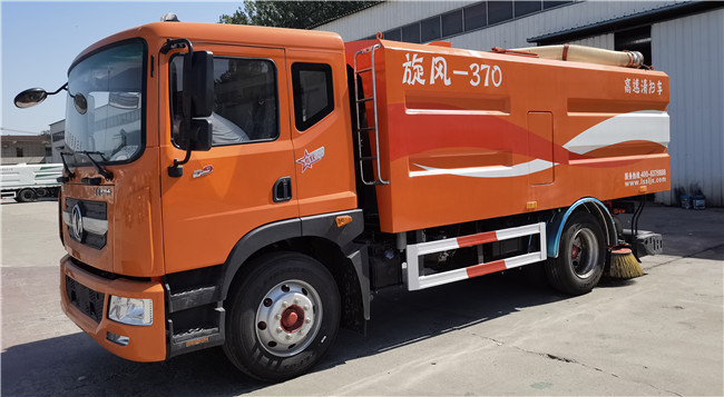 高速吸塵車(chē)定制